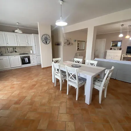 Colle D' Oro * 페스키아 로마나