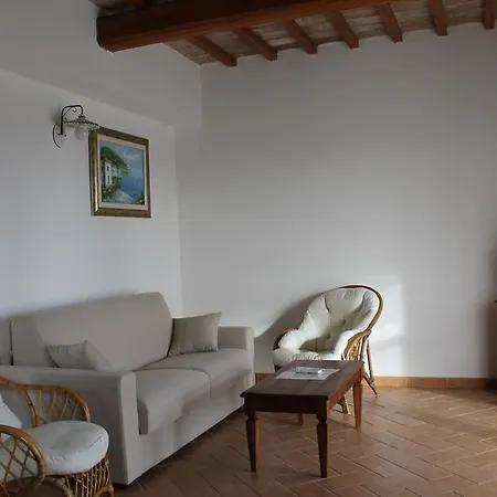 Colle D' Oro 페스키아 로마나