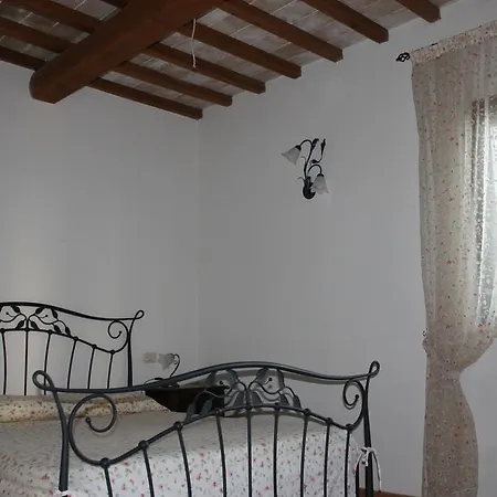 Colle D' Oro 페스키아 로마나