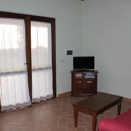 Lantgård Colle D' Oro Pescia Romana