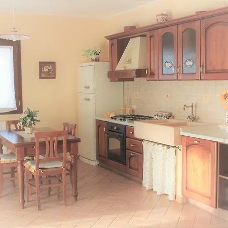 Colle D' Oro * 페스키아 로마나